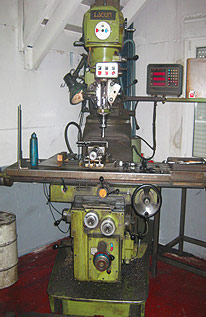 FRESADORA DE  TORRETA LAGUN FTV-4